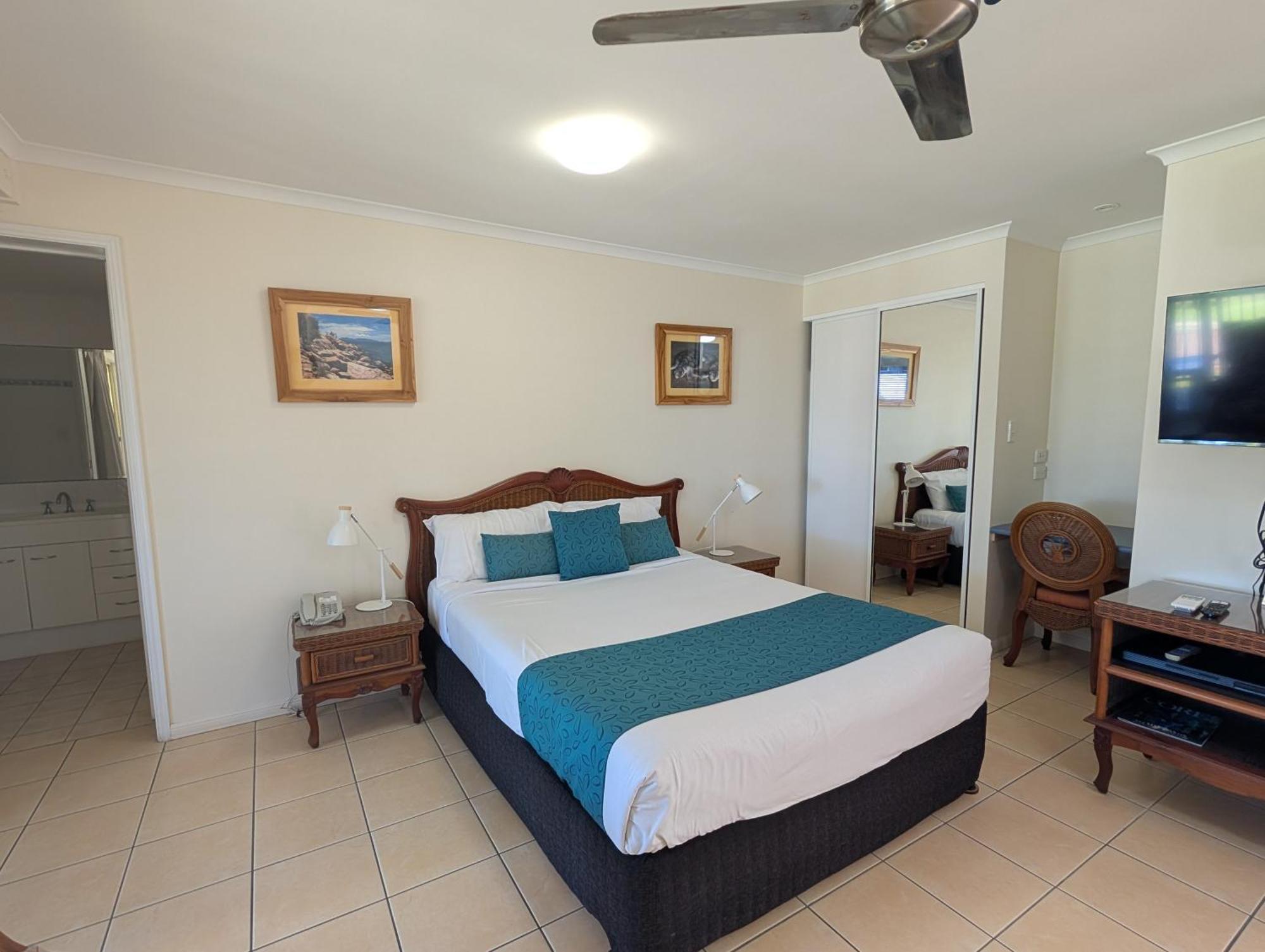 Rose Bay Resort Bowen Exterior foto